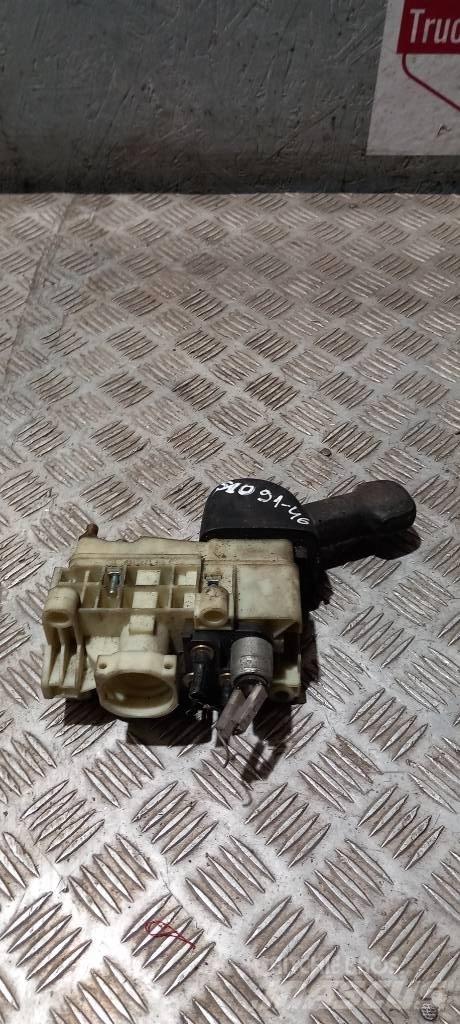 Scania R 420    1774972 كابينة والداخلية