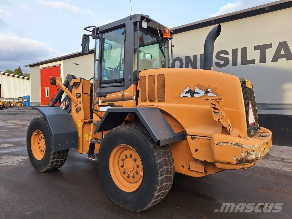 CASE 521D XT لوادر بعجل