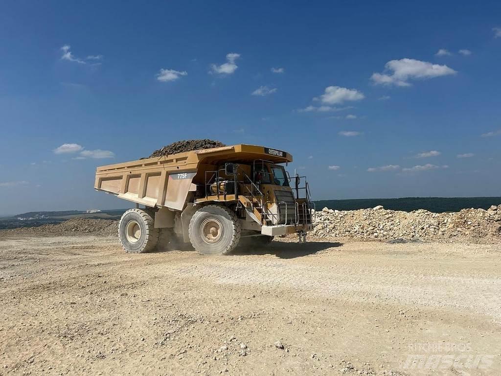 CAT Rebuilt 775F - عربات نقل قلابة للمواقع