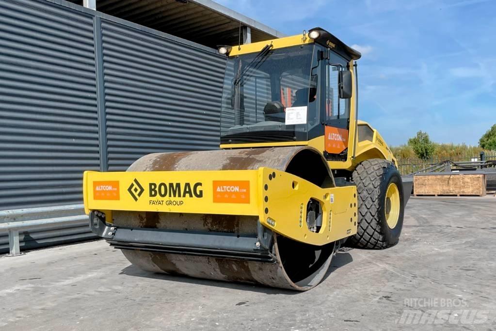 Bomag BW 213 D-5 مداحل أحادية الأسطوانة