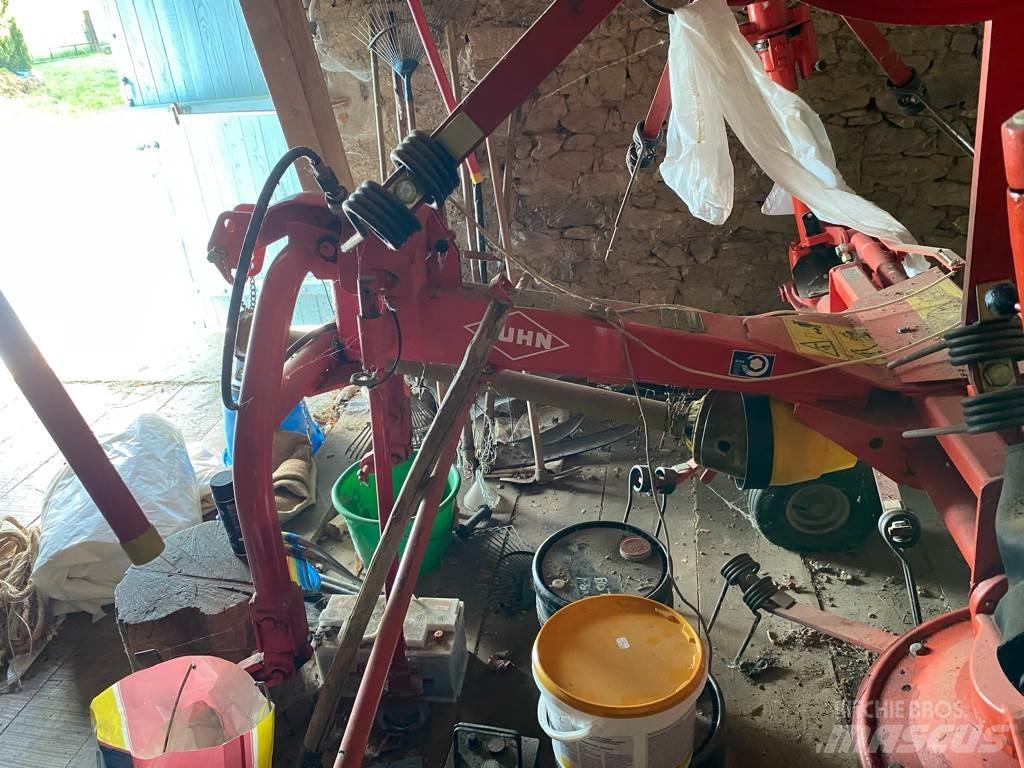 Kuhn GF 5001 MH مكابس وميبسات التبن