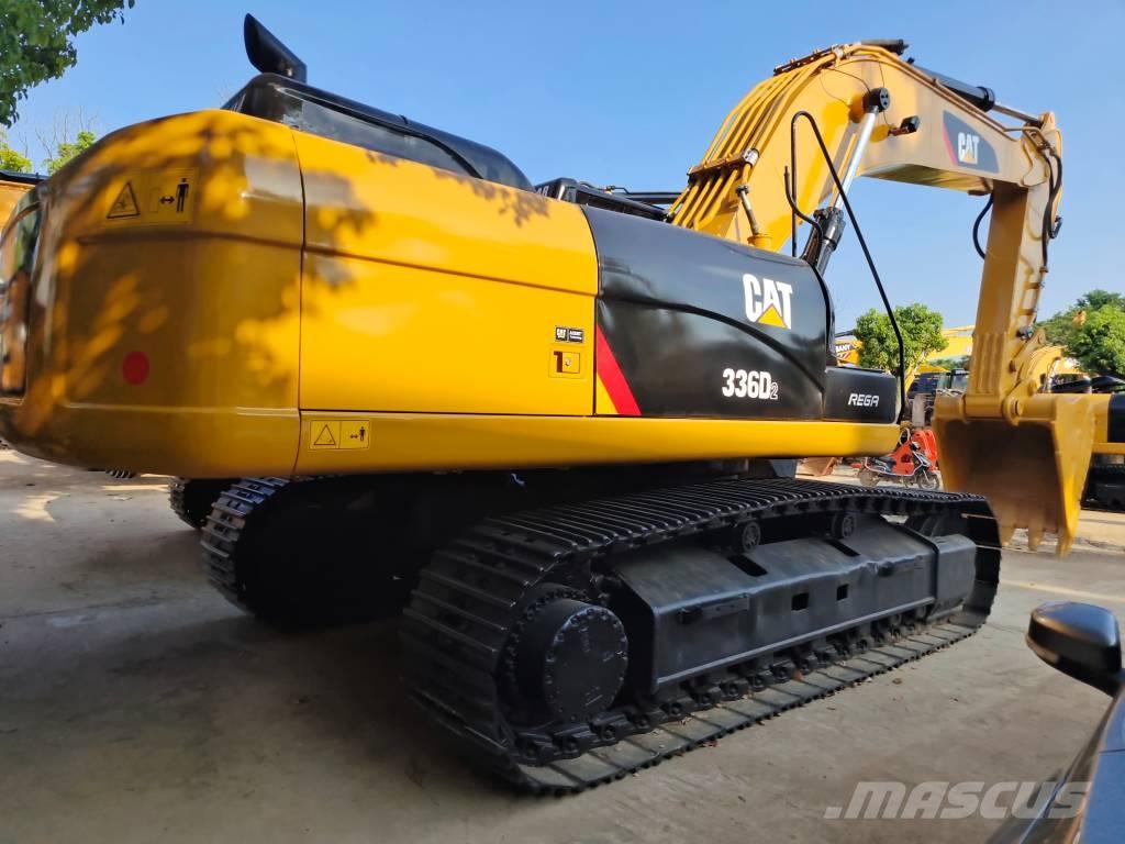 CAT 336 D L حفارات زحافة