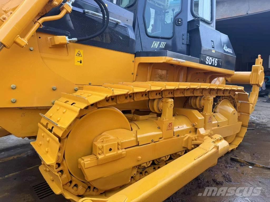 Shantui sd16 بلدوزرات مجنزرة