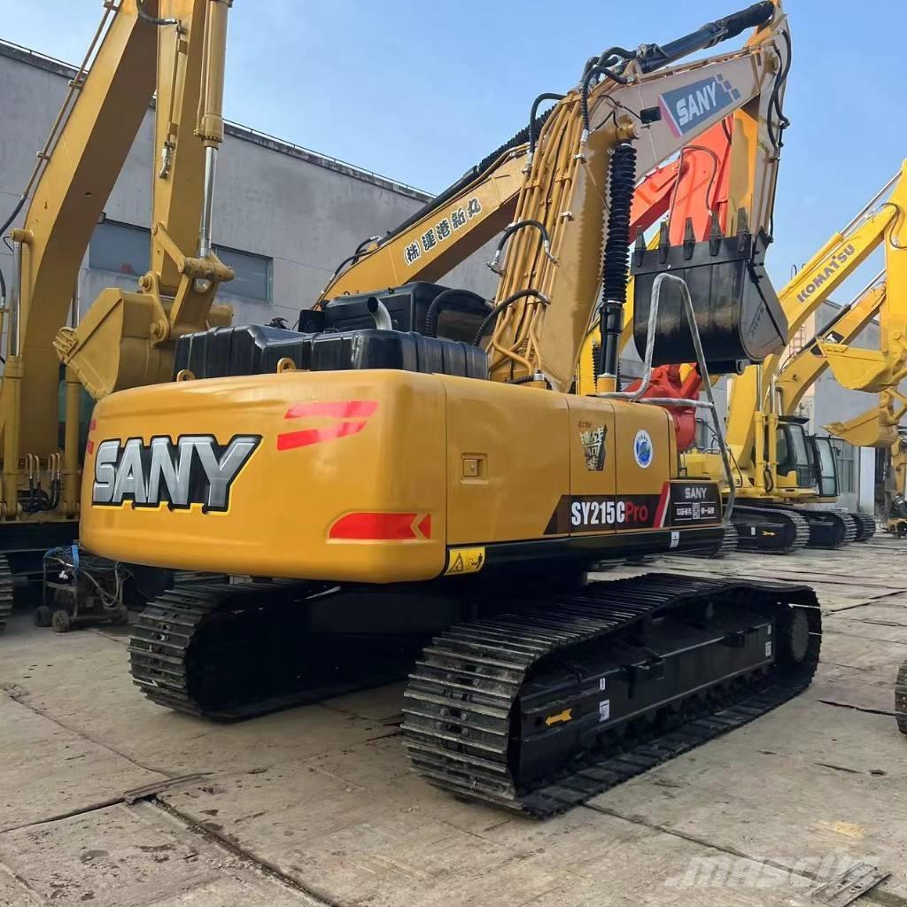 Sany SY 215 C حفارات زحافة