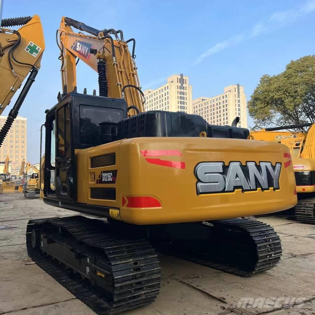Sany SY 215 C حفارات زحافة
