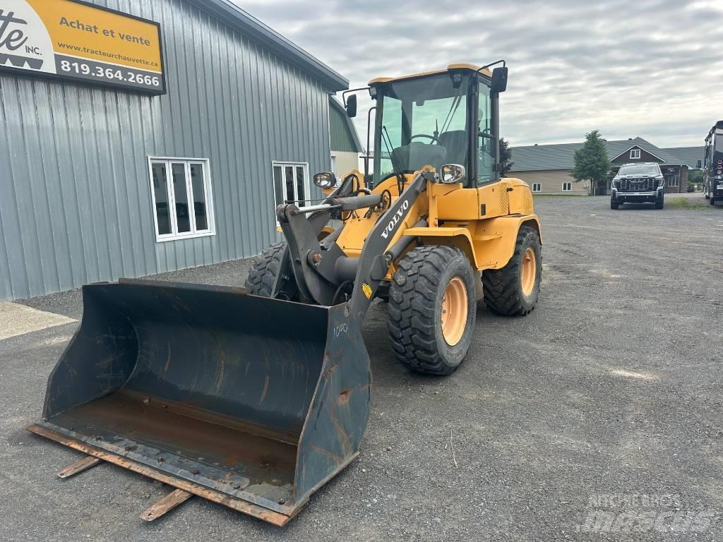 Volvo L 35 G لوادر بعجل