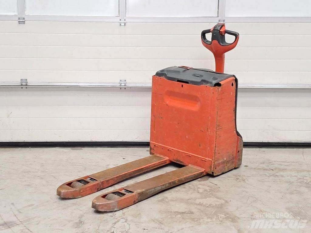 Linde T16 معدات الرفع منخفض المستوى