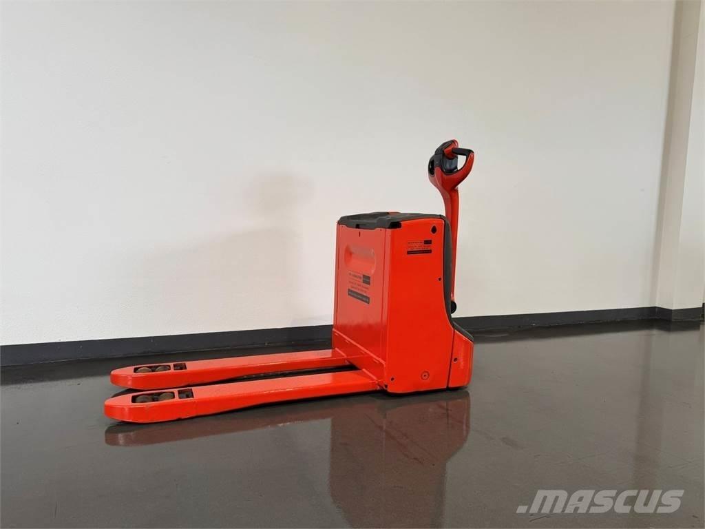 Linde T20 معدات التكديس الجوالة