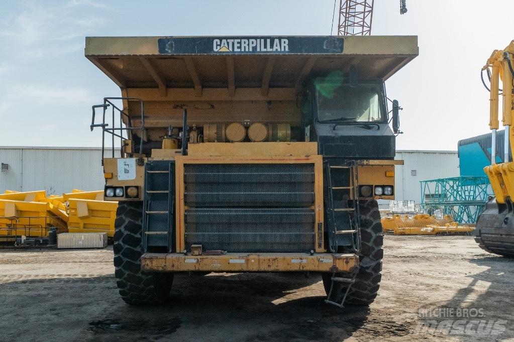 CAT 777 D شاحنات المخلفات الصلبة