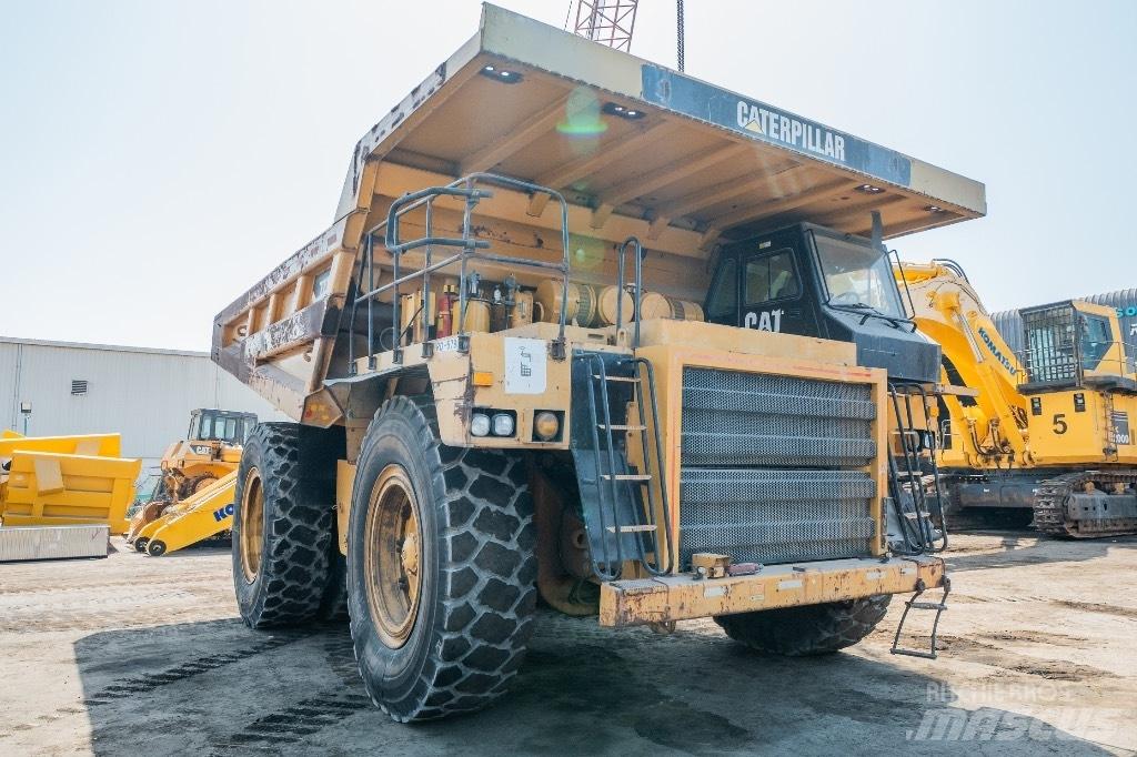 CAT 777 D شاحنات المخلفات الصلبة