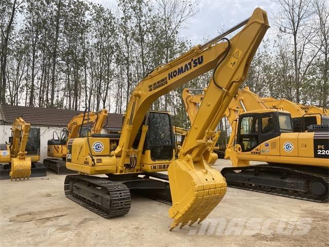 Komatsu PC130 حفارات زحافة