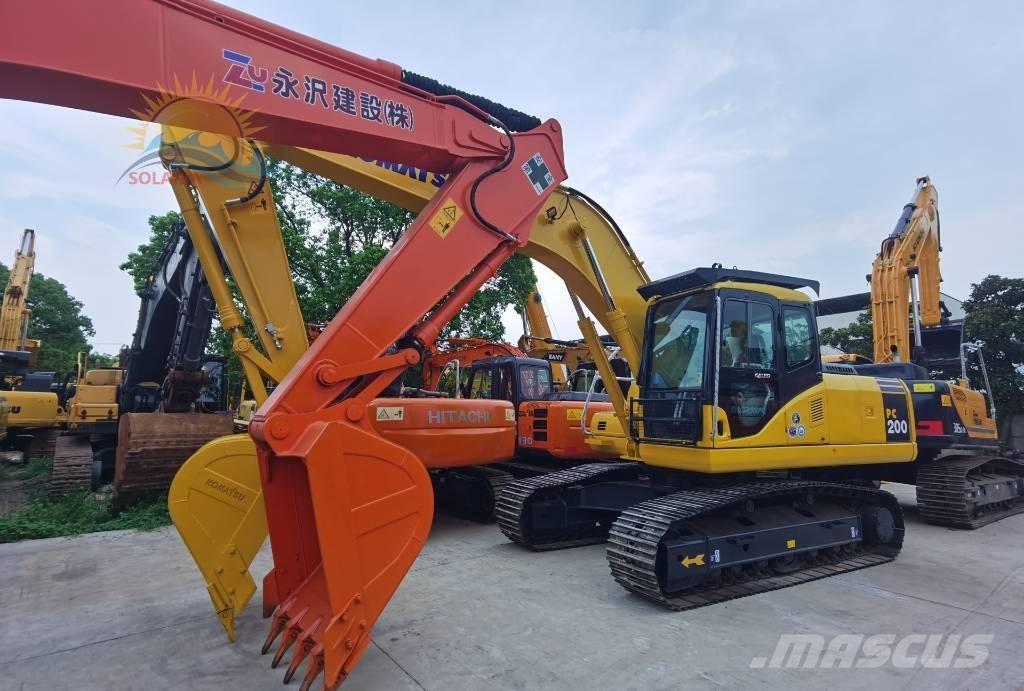 Komatsu PC 200-7 حفارات زحافة