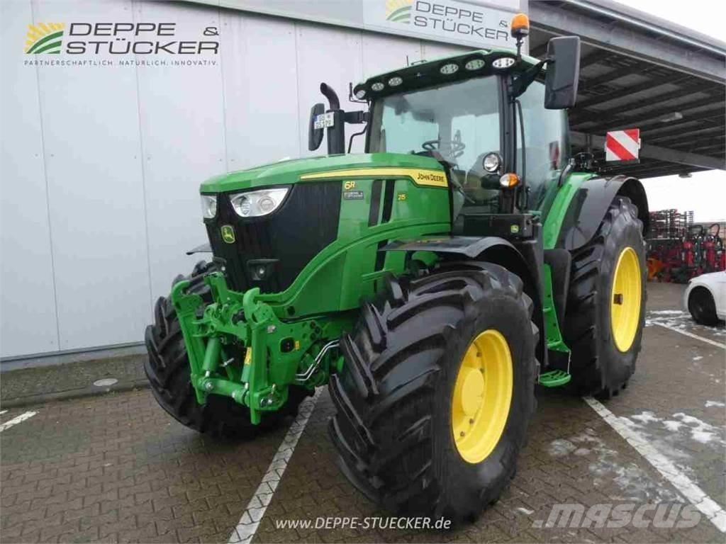 John Deere 6R 215 الجرارات