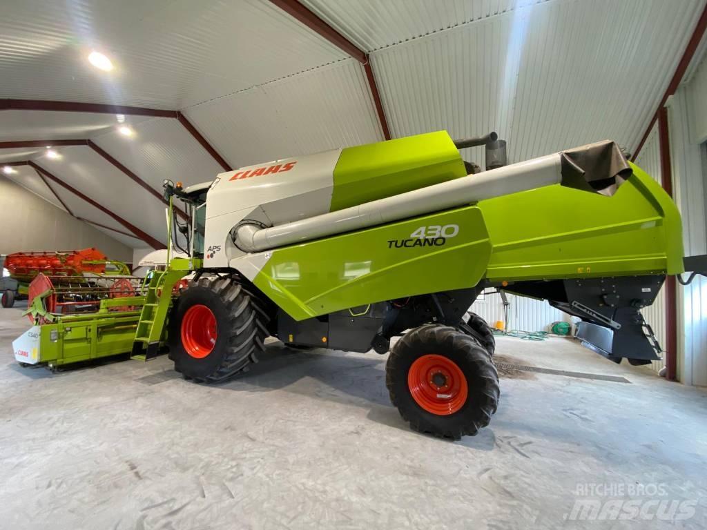 CLAAS Tucano 430 حصادات