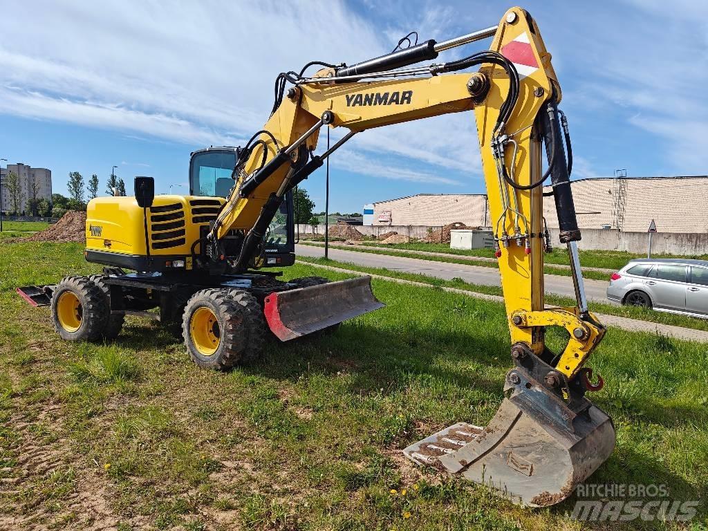 Yanmar B110W حفارات بعجل