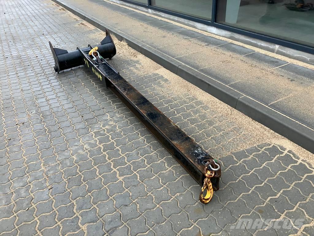 Manitou 1740 مناولات متداخلة