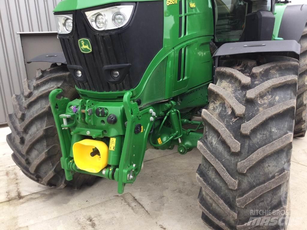 John Deere 6250R الجرارات