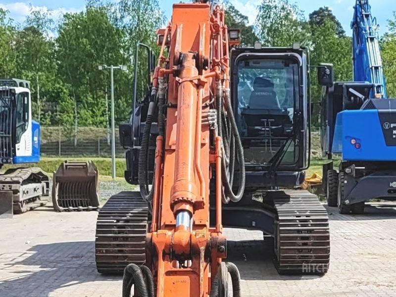 Hitachi ZX 180 LC-7 حفارات زحافة
