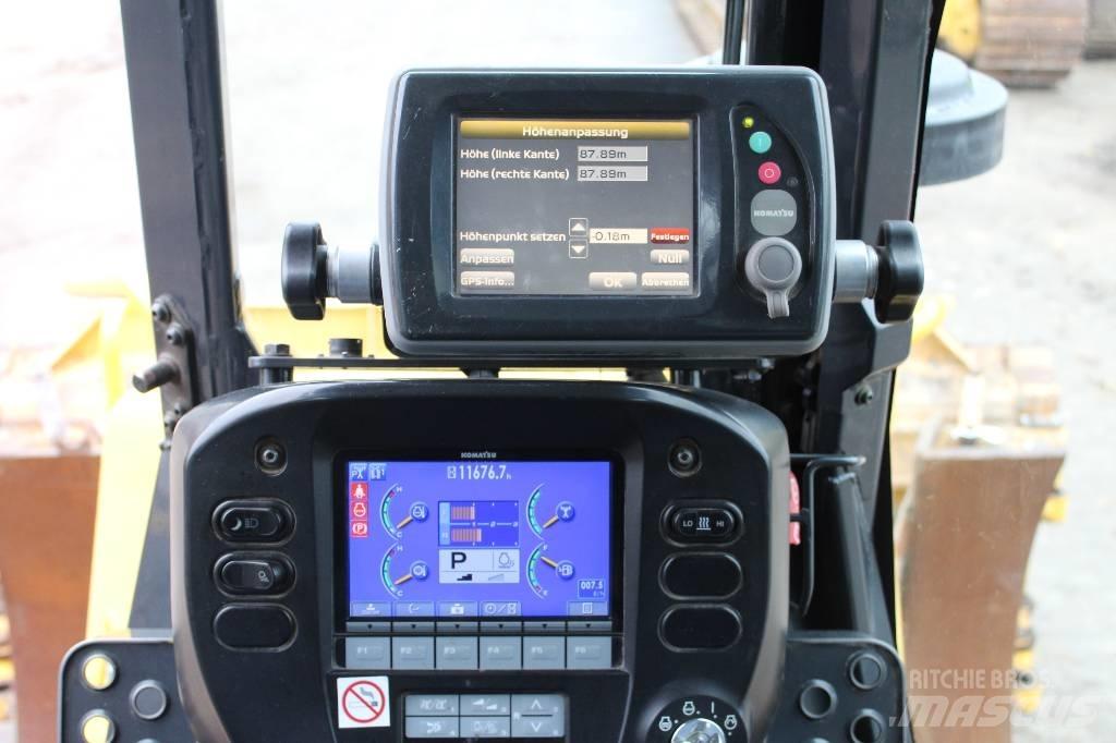 Komatsu D 61 PXI-23 بلدوزرات مجنزرة