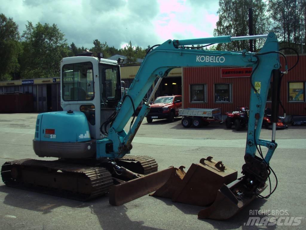 Kobelco SK 45 SR حفارات صغيرة أقل من 7 طن (حفارات صغيرة)