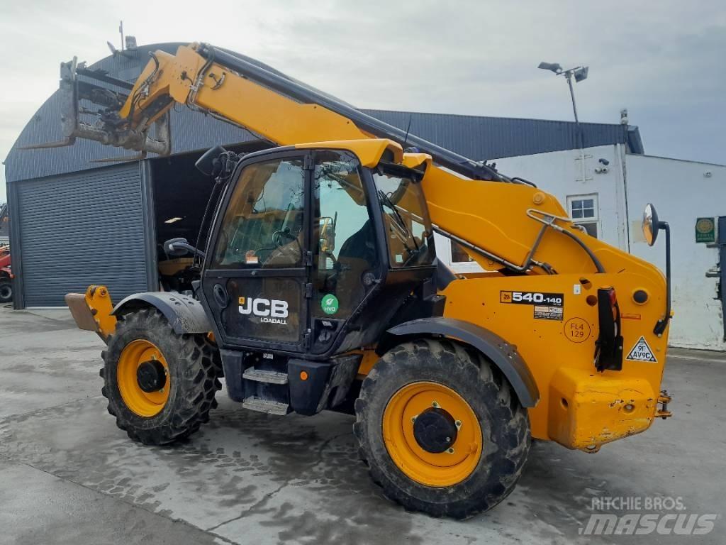 JCB 540-140 مناولات متداخلة