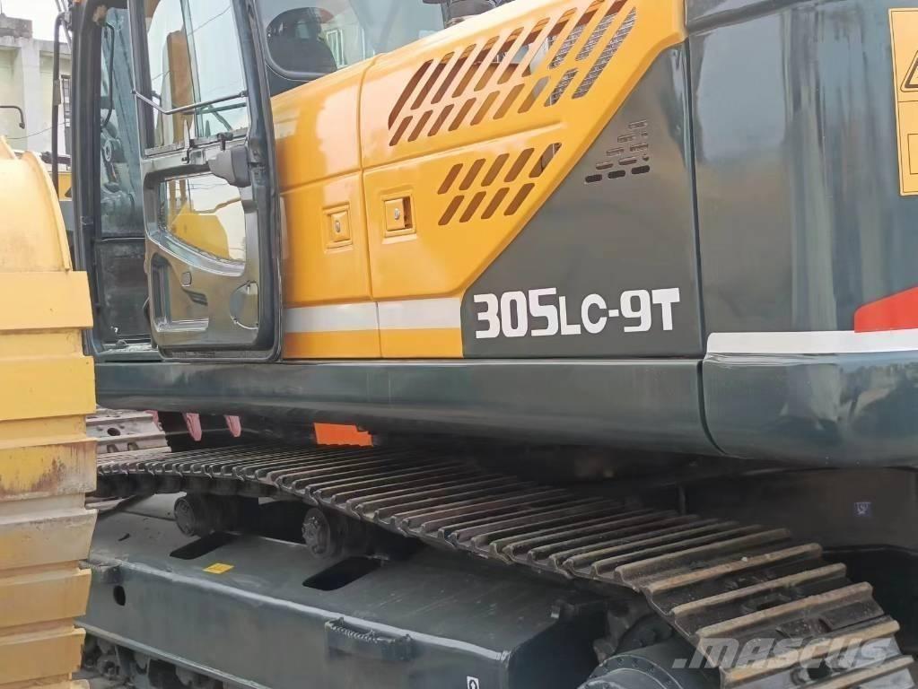 Hyundai 305-9T حفارات زحافة