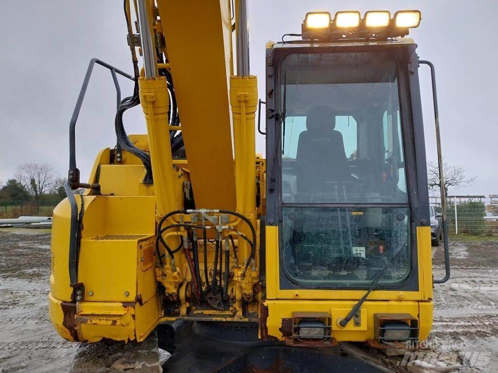 Komatsu PC138US-11 حفارات زحافة