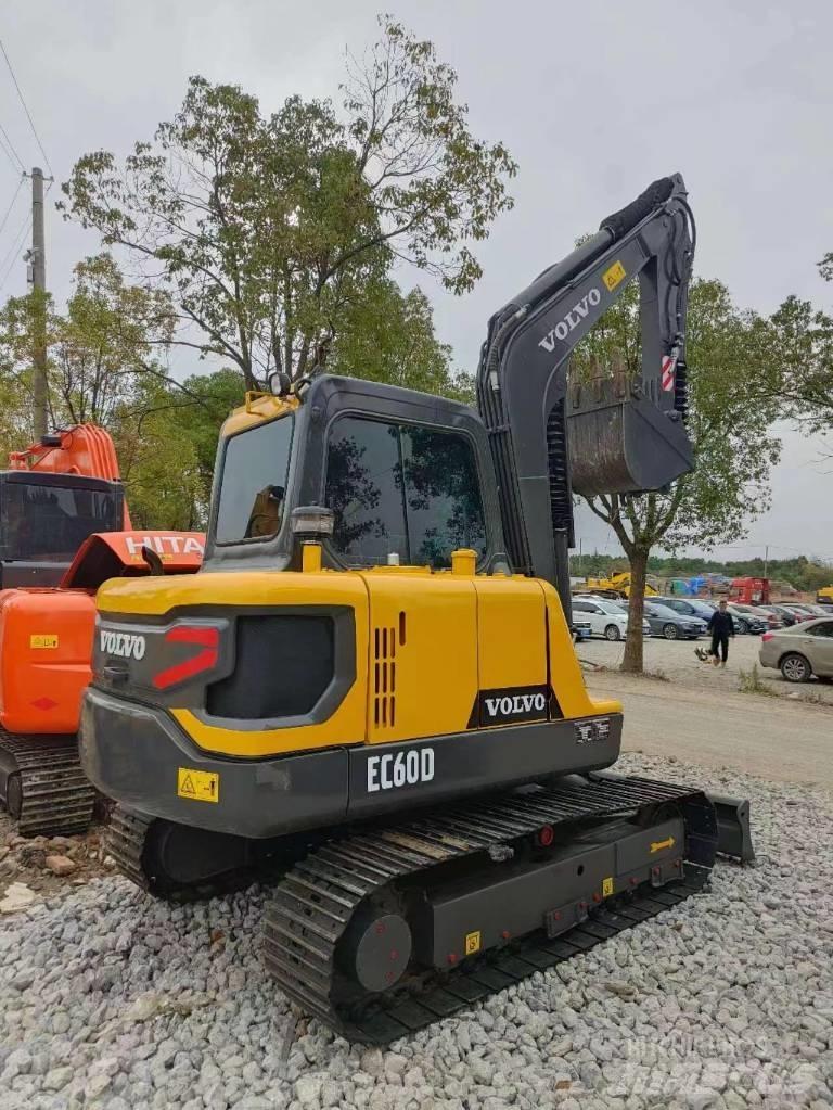 Volvo EC55D حفارات صغيرة أقل من 7 طن (حفارات صغيرة)