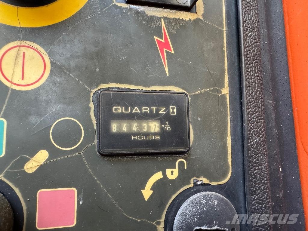 JLG 1200 SJP رافعات سلة تلسكوبية