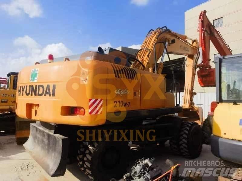 Hyundai 150W -7 حفارات بعجل