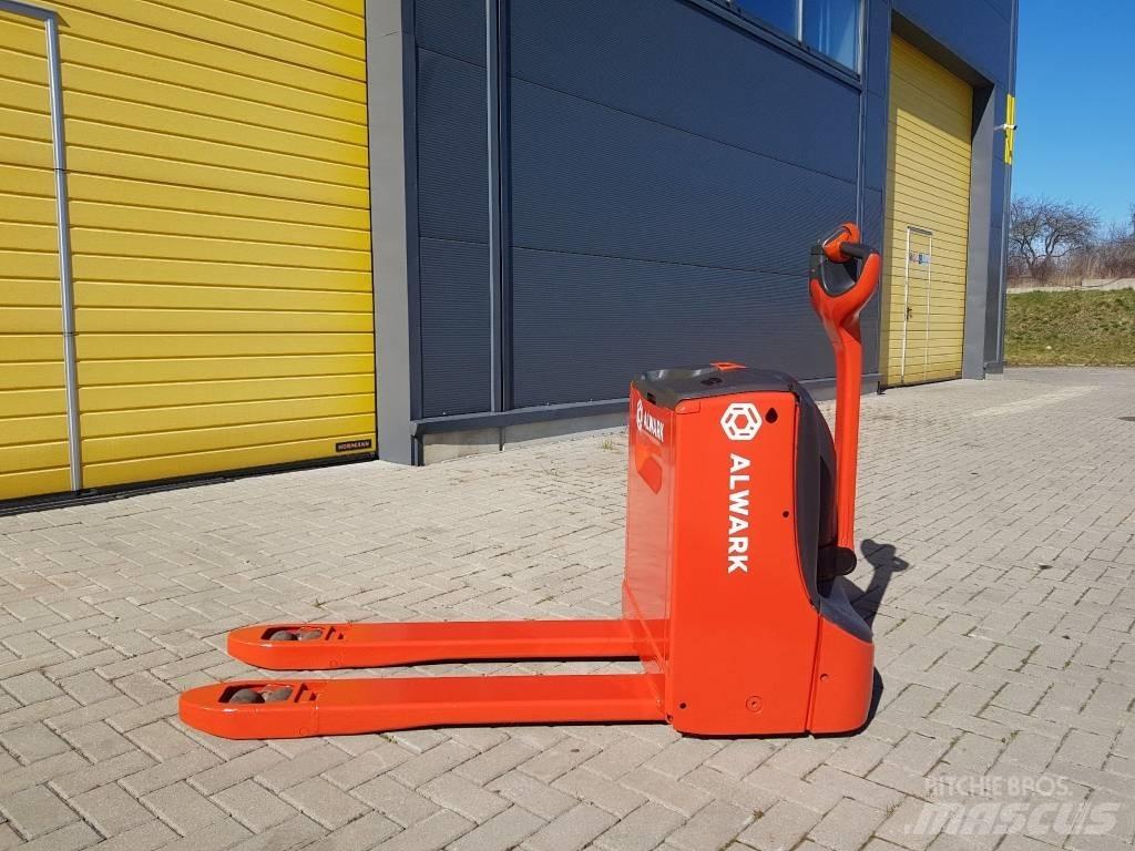 Linde T16 شاحنة يدوية بمنصة نقالة