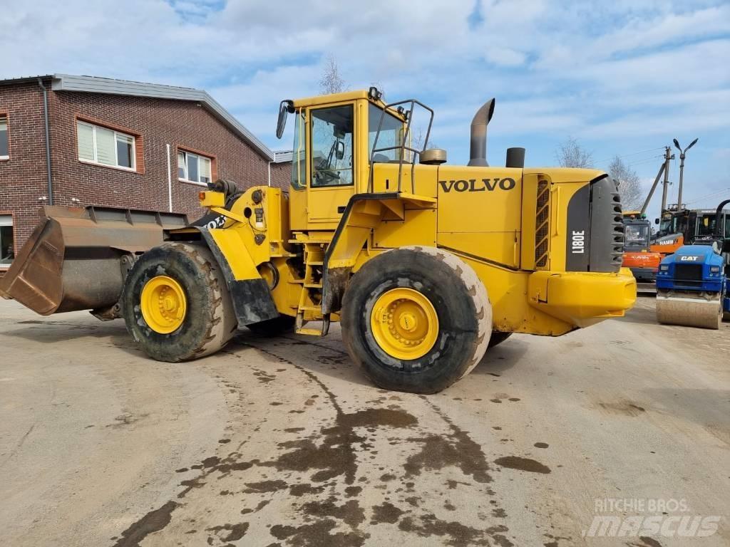 Volvo L 180 E لوادر بعجل