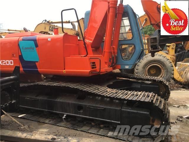 Hitachi EX 200 حفارات زحافة