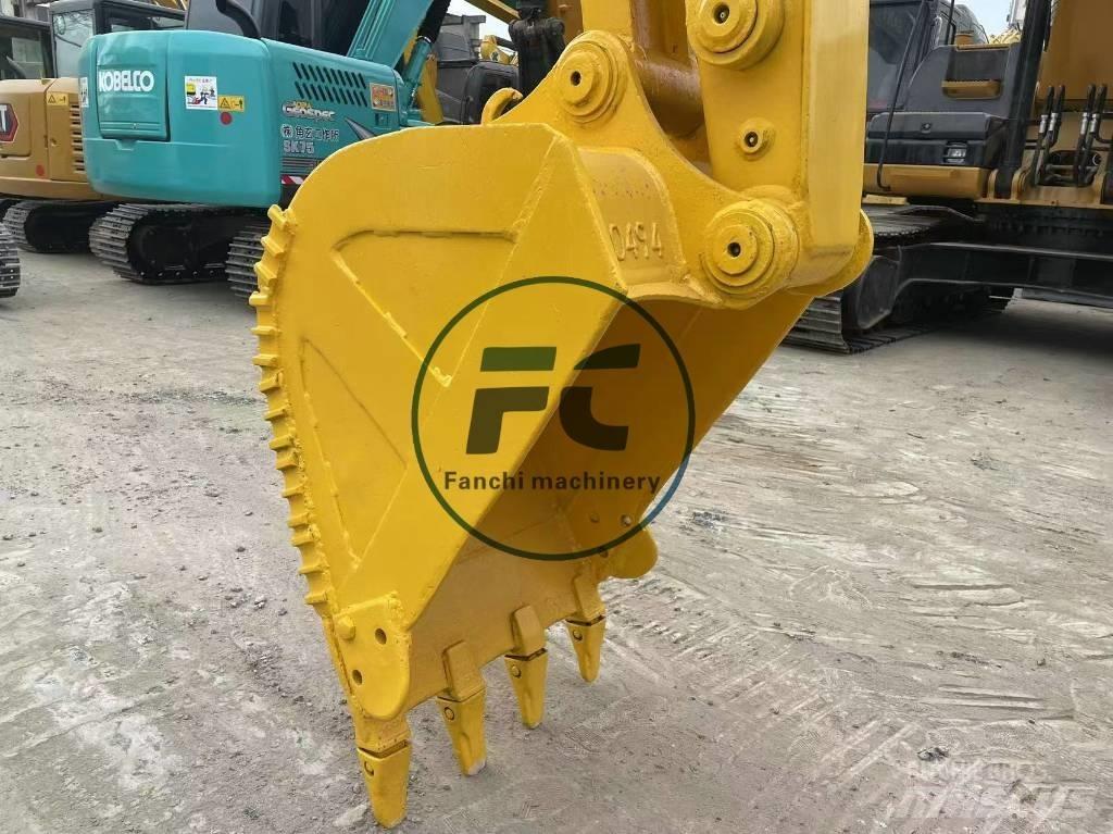 Komatsu PC 78 US حفارات زحافة