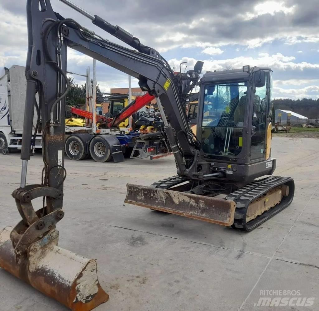 Volvo ECR 50 D حفارات صغيرة أقل من 7 طن (حفارات صغيرة)