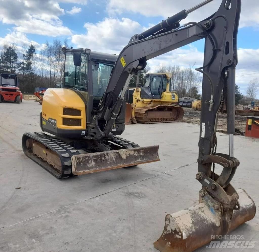 Volvo ECR 50 D حفارات صغيرة أقل من 7 طن (حفارات صغيرة)