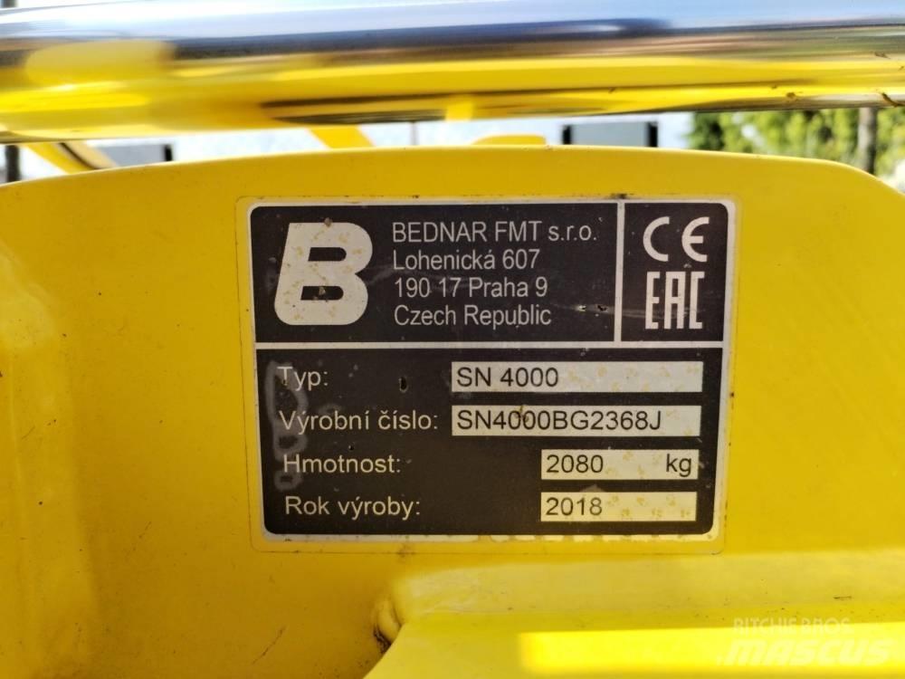 Bednar SN 4000 زراعات