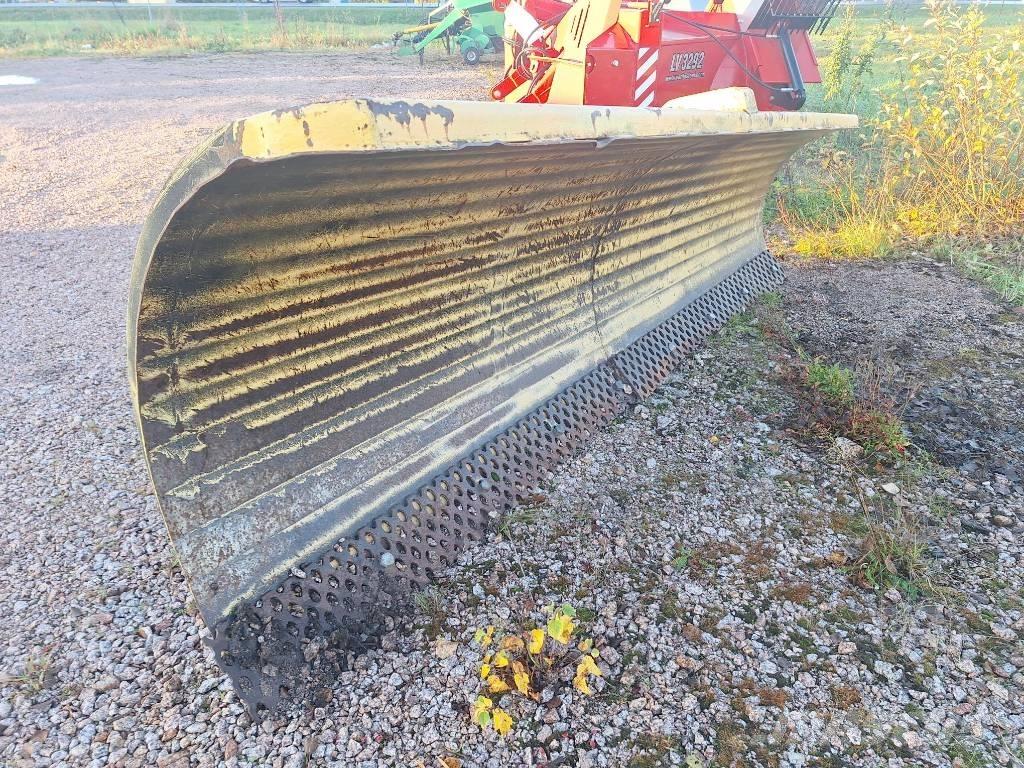  OMT 300 حراثات ونصول الجليد