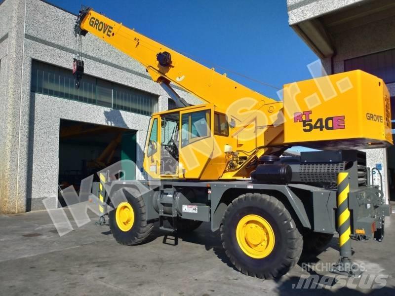 Grove RT 540 E رافعات الطرق الوعرة