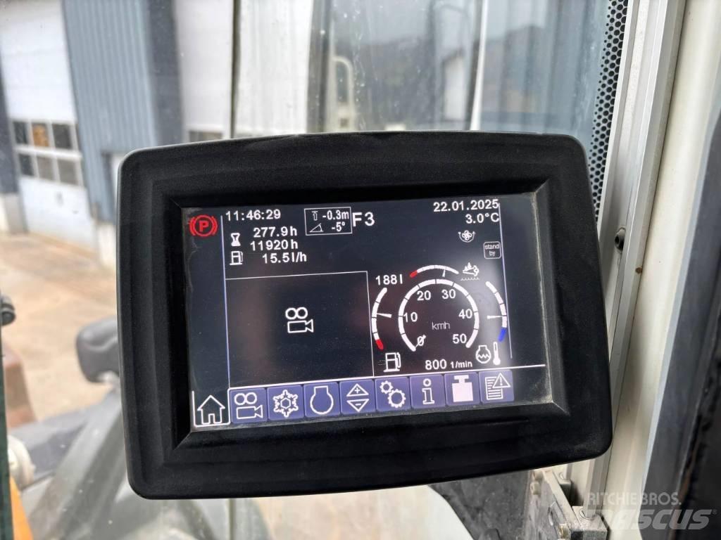 Liebherr L580 لوادر بعجل