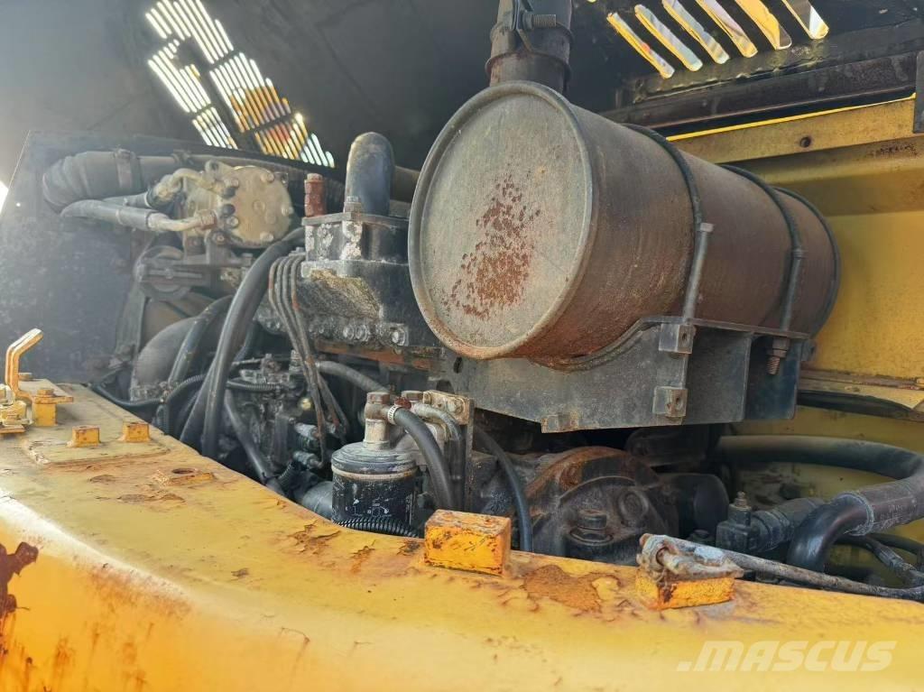 Komatsu PC 60-7 حفارات صغيرة أقل من 7 طن (حفارات صغيرة)