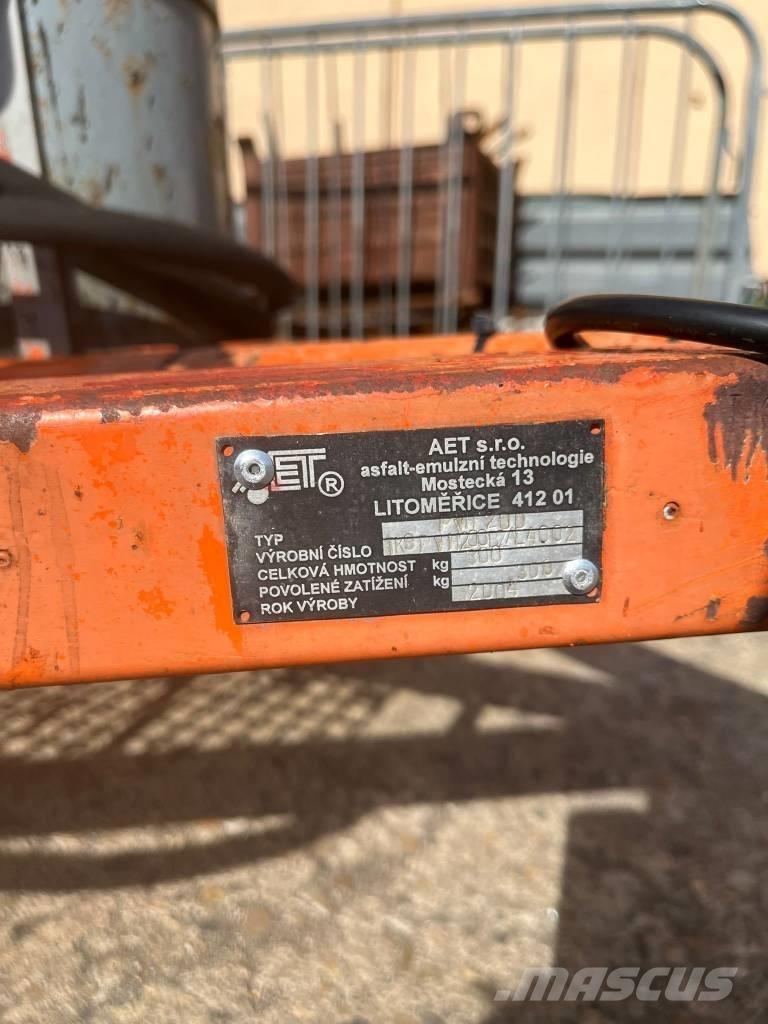  AET PV-H200 مقطورات خفيفة