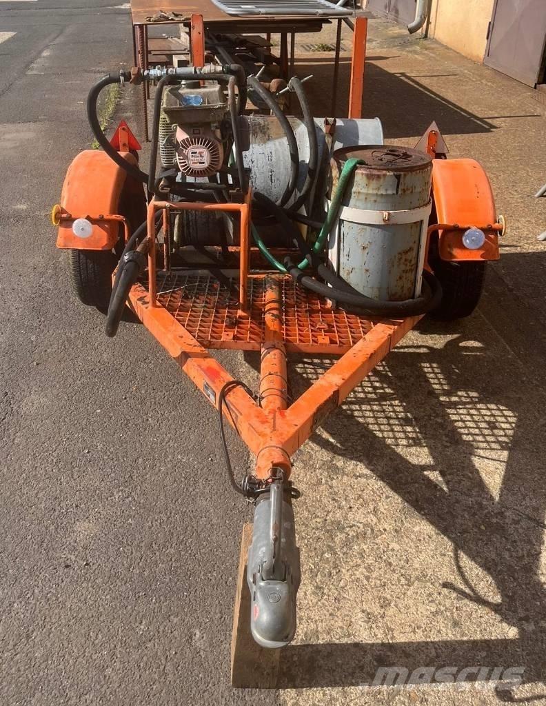  AET PV-H200 مقطورات خفيفة