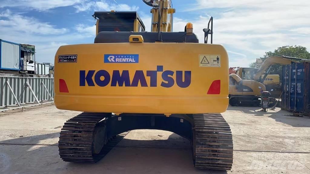 Komatsu PC 220 حفارات زحافة