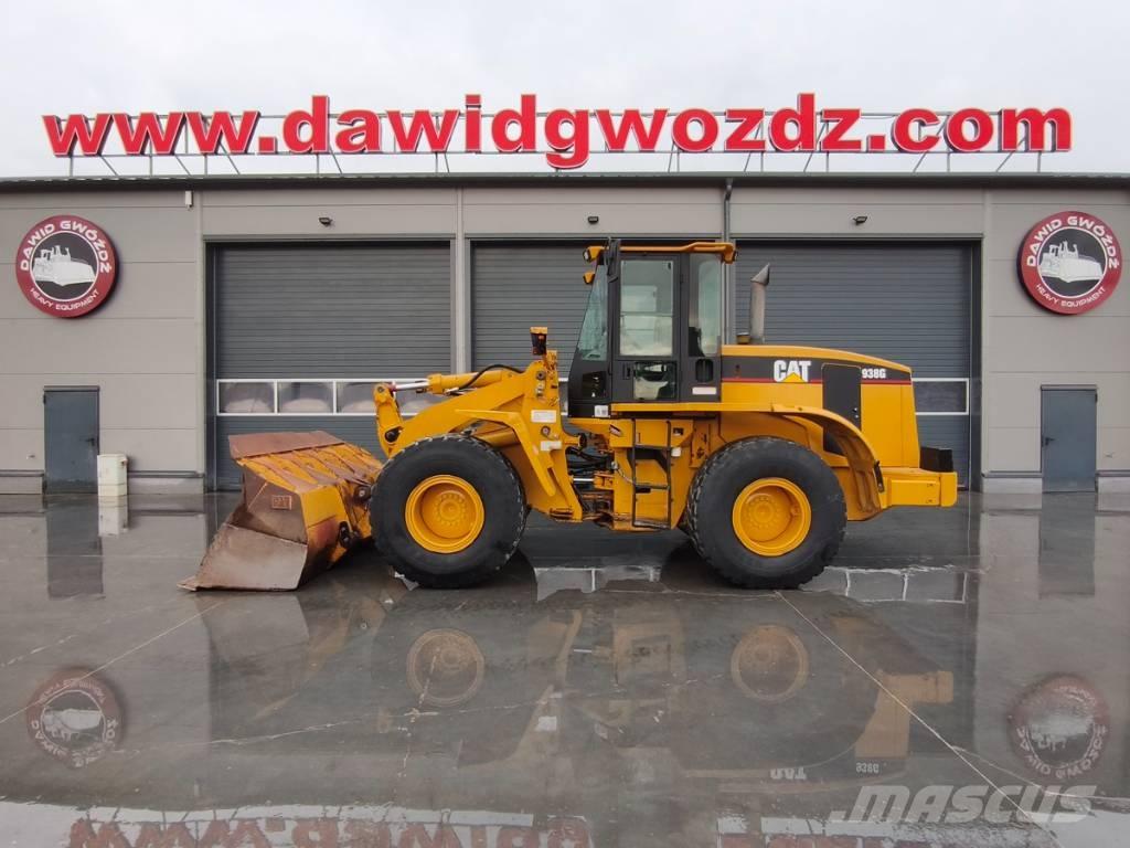 CAT 938 G لوادر بعجل