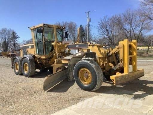 CAT 140 H معدات تمهيد الطرق