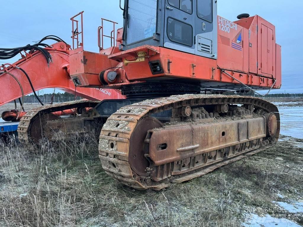 Hitachi EX1200-5D حفارات زحافة