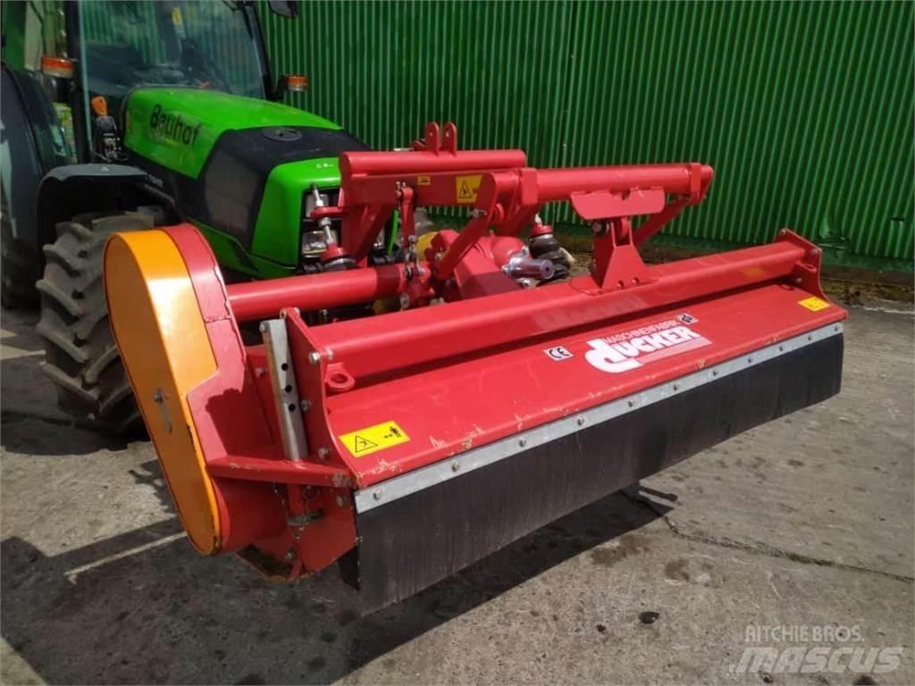 Dücker PMK 18 معدات أخرى لحصاد العلف
