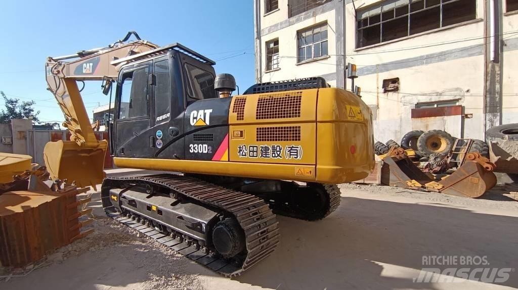 CAT 330 D2 حفارات زحافة