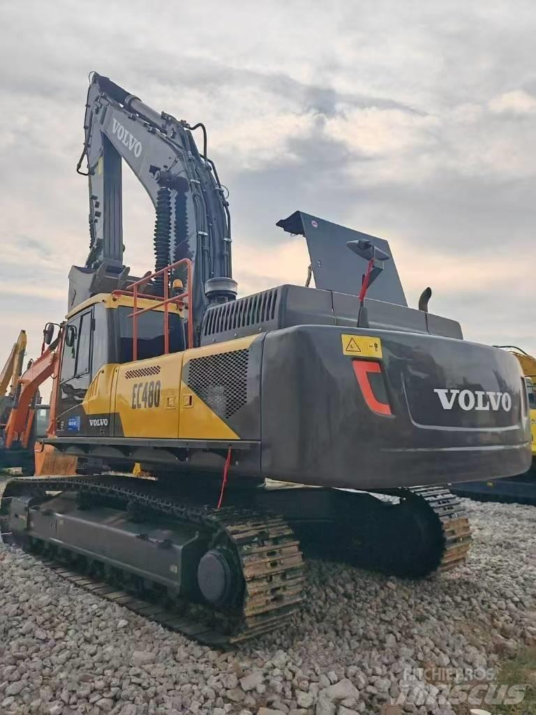 Volvo 480D حفارات زحافة